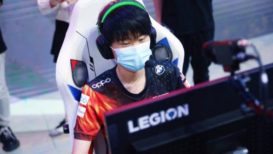 他的成功并 他的成功并